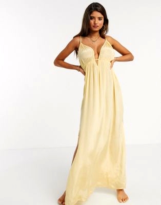 Золотисто-желтое пляжное платье макси с чашечками для груди большого размера